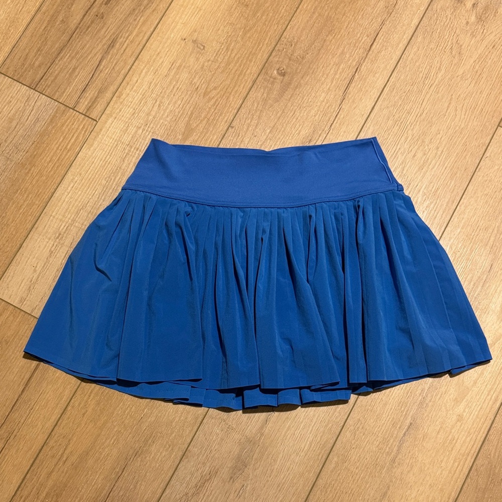 💙 OFFLINE by Aerie Blue Tennis Skirt – Size Large – Excellent Condition 💙 (SOLD)